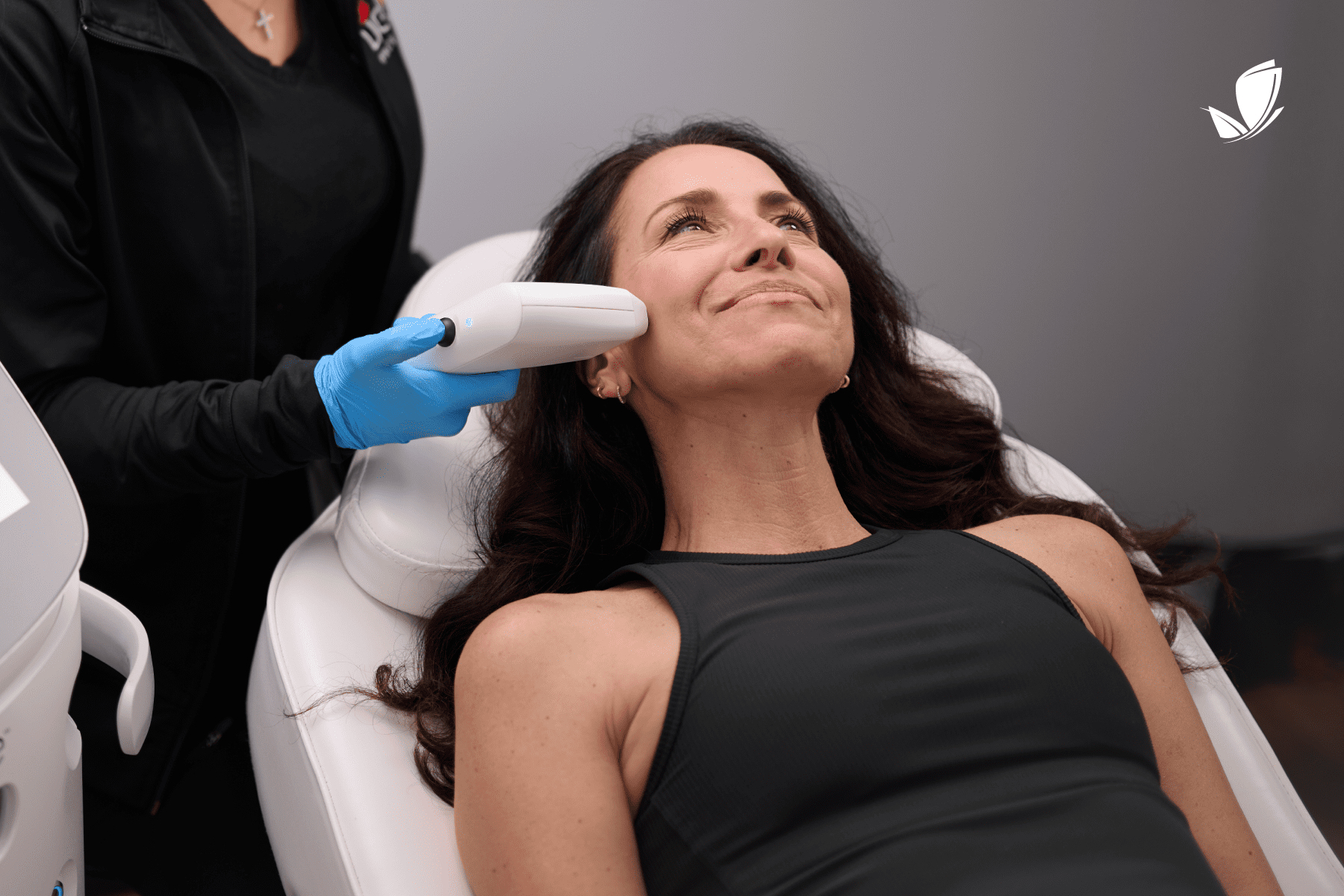 woman receiving Sofwave treatment on her face